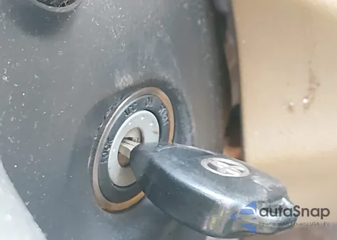 2009 Toyota Rav4 z USA, uszkodzony, nr VIN JTMZF33VX95010646